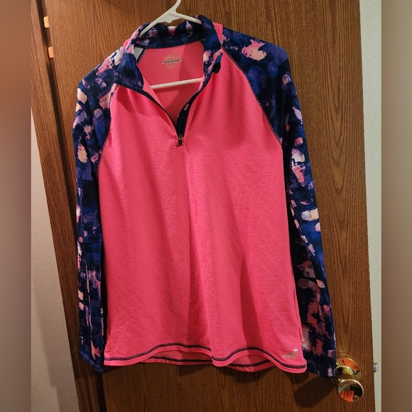 💓3/$10 BCG Girl's XL (16) Cold Weather Pullover - Picture 2 of 10